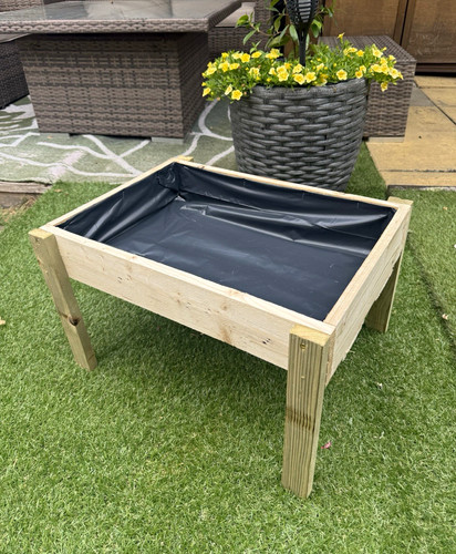 Small wooden recycled raised - recycled,